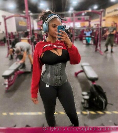 sophiacardinez étoile xxx images