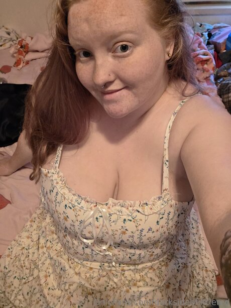 Darksideoflittlered actrice parfaite image