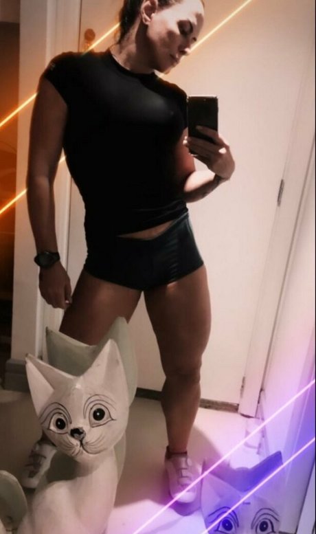 Nubia Oliver modèle porno images