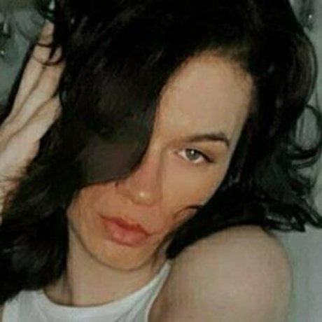 tinytinafree étoile xxx galeries