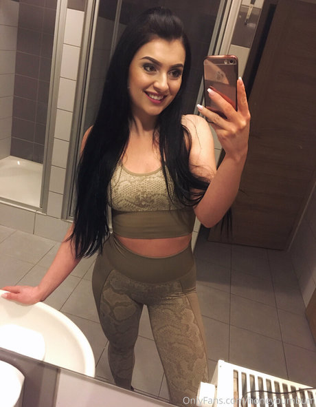 belladiablo modèle adulte galeries