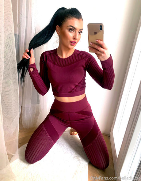 belladiablo actrice de nus galerie