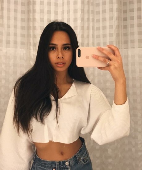 Buhnny actrice de nus photos