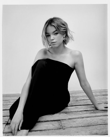 Milly Alcock actrice libre img