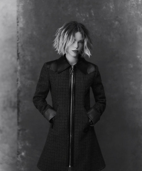 Milly Alcock art de star du porno des photos