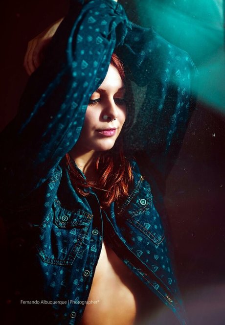 Showliana top star image