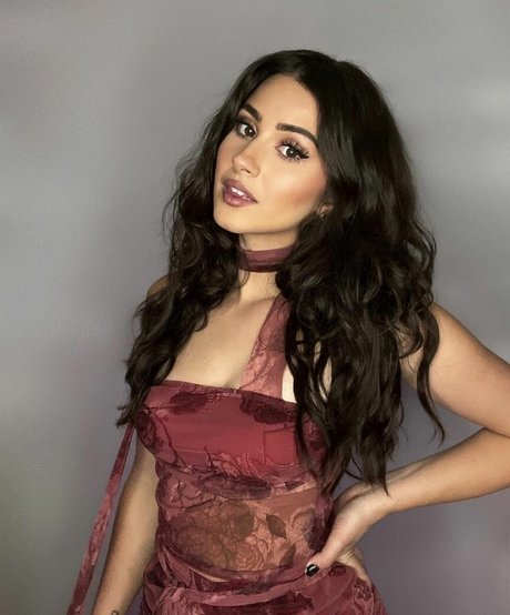 Palmbee actrice sexy des photos