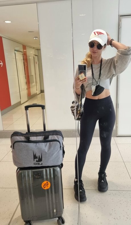 Laure Valee star du porno sympa collection