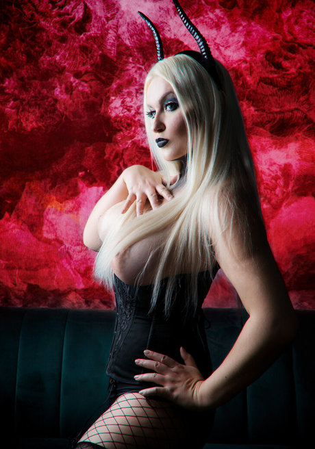 Liudmila Angel modèle galeries