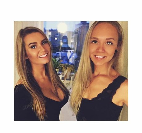 Alma Tandrup art modèle archive