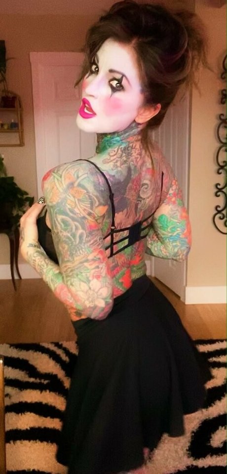 janine modèle de sexe image