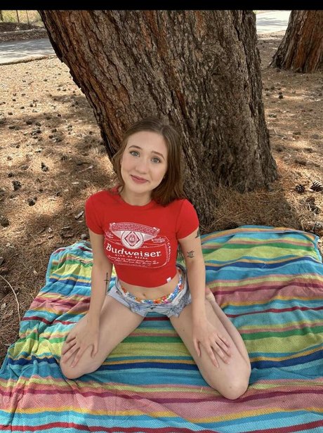 Jordanburton actrice érotique images