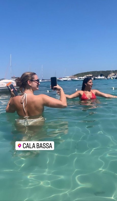 Rosie Bentham modèle adulte photo