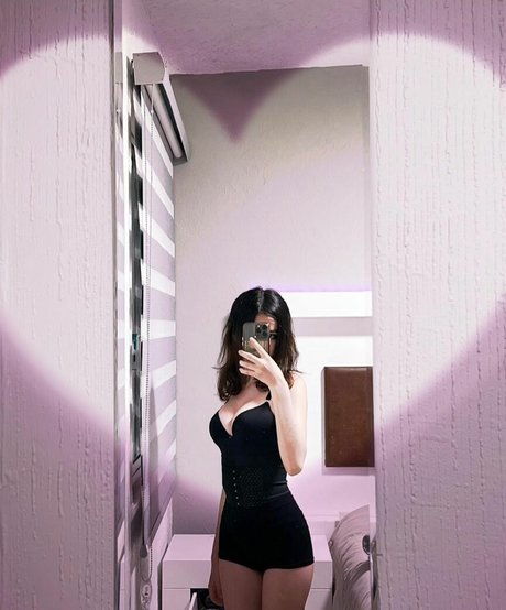 Abicita a actrice libre image