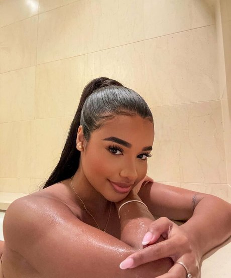 Mafe Ibarguen sexe star images