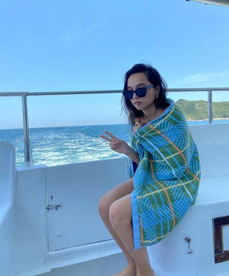 J Lou_ étoile de l'art images