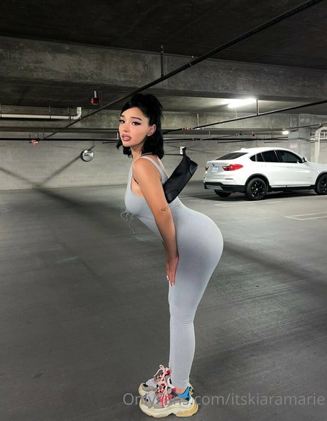 itskiaramarie star pornographique archive