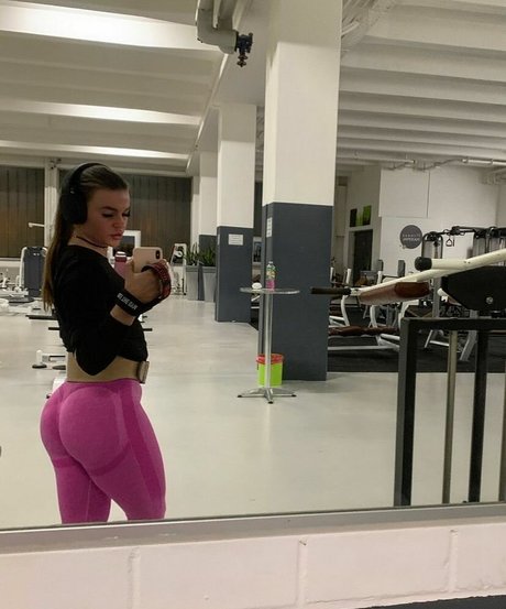 Sarah Slavo actrice images