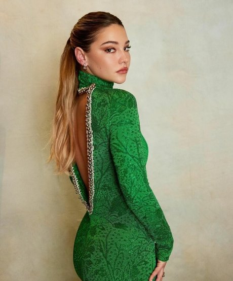 Madelyn Cline actrice libre img