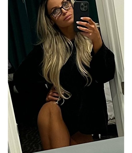 Trish Stratus actrice de sexe galeries