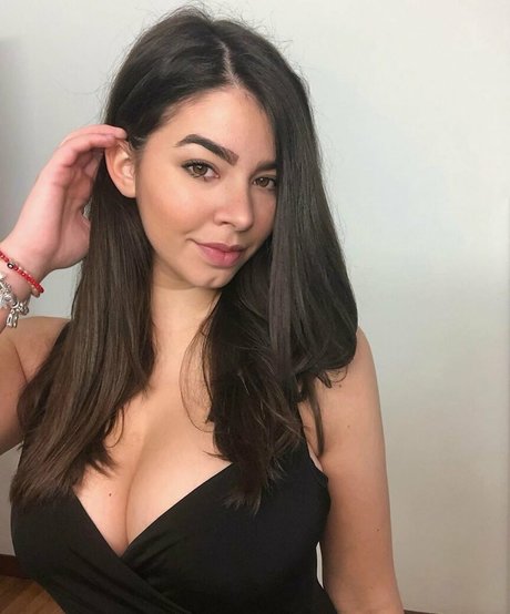 méga seins onlyfans porno exclusif img