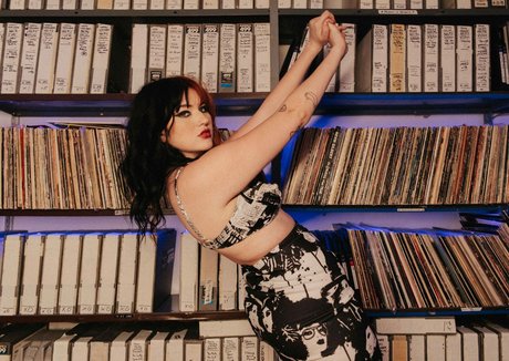 Gayle modèle adulte des photos