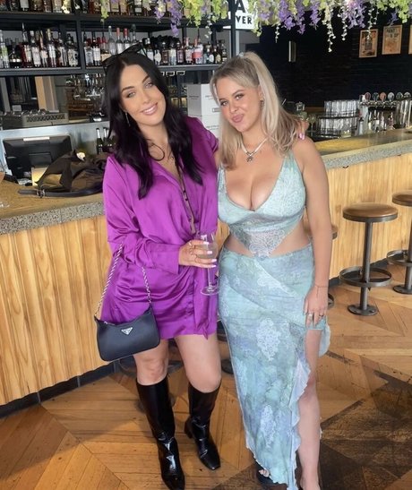 fans de connards transexuelles uniquement nus de haute qualité photo