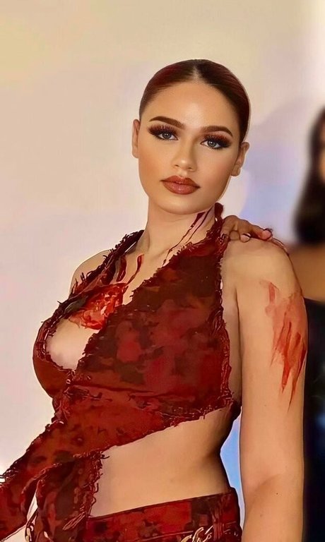 badmomzjay beau modèle collection