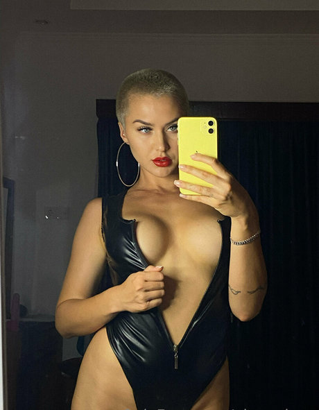 ohmy luna star du porno de haute qualité images