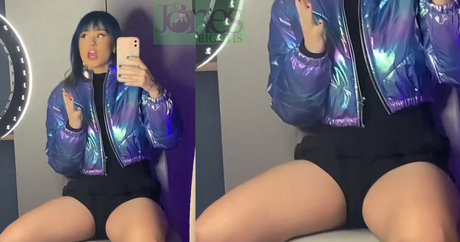 Julia K Barni modèle sympa galeries