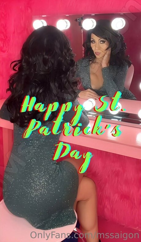 mssaigon star du porno des photos