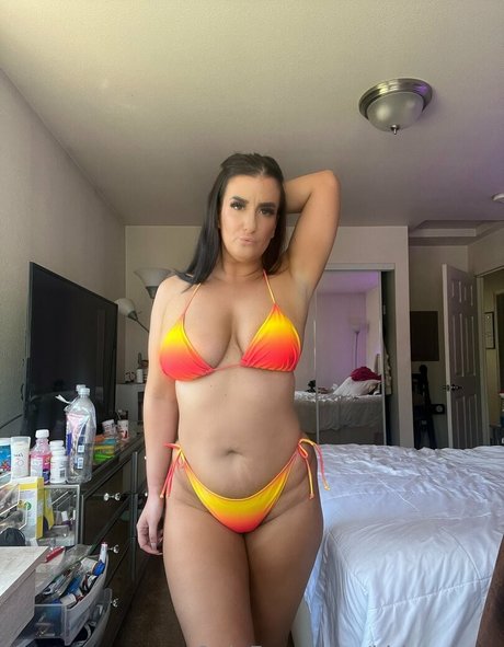 khloeeluca modèle sexy des photos