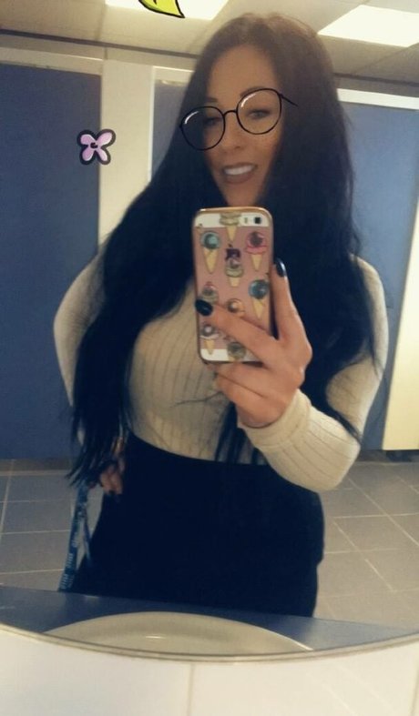 Kelly Louise Sheridan actrice parfaite collection