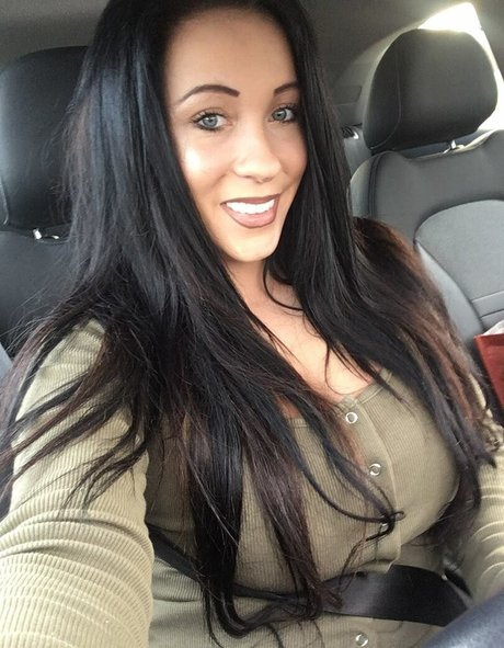 Kelly Louise Sheridan star du porno exclusive des photos