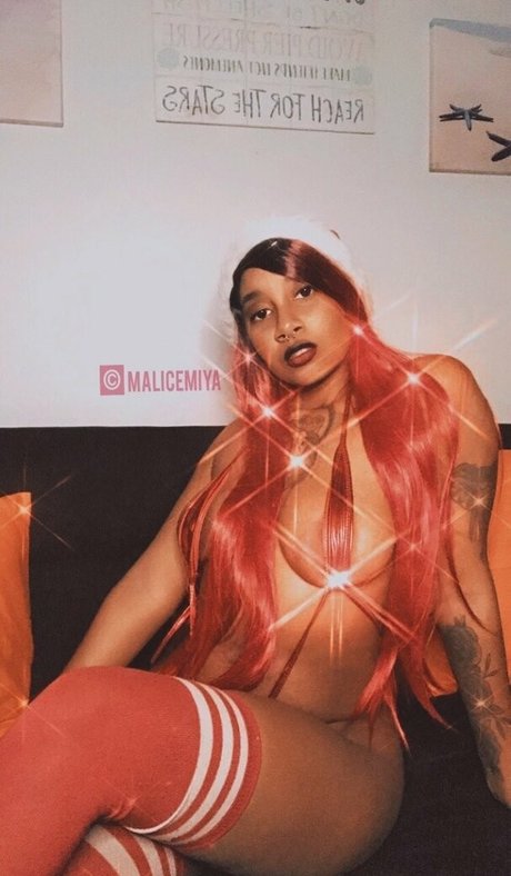 malicemiya modèle de sexe galeries