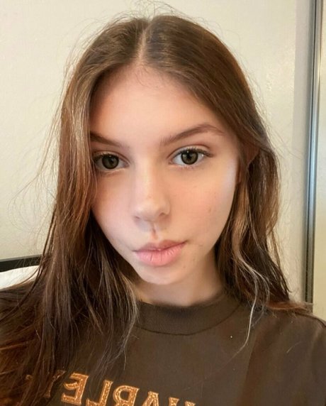 KendallJenson modèle adulte des photos