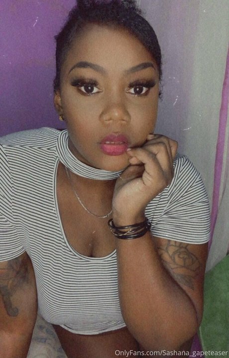 sashi gapeteaser star du porno belle galerie