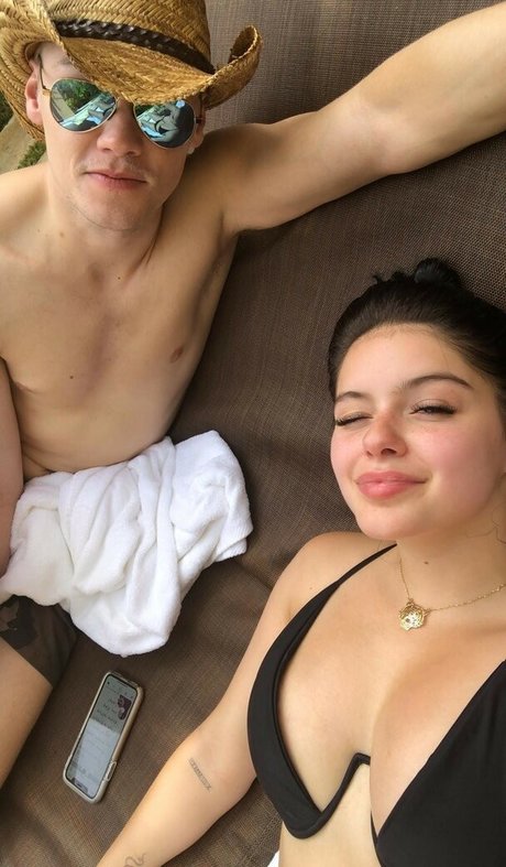 Ariel Winter art modèle des photos