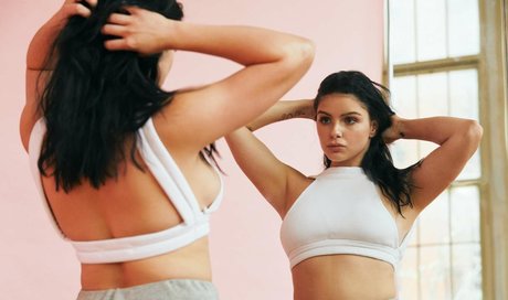 Ariel Winter étoile parfaite galeries