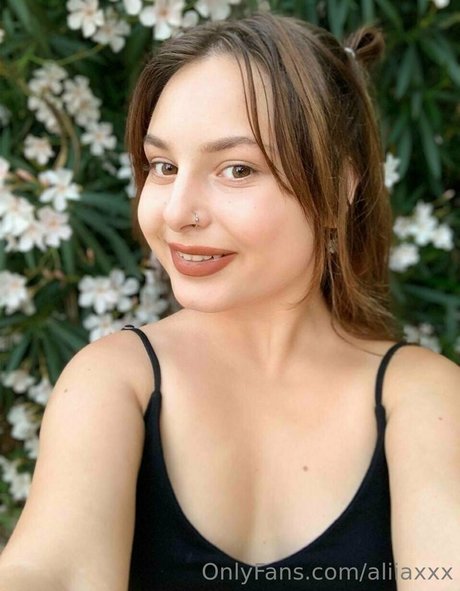 aliiaxxx étoile de l'art photo