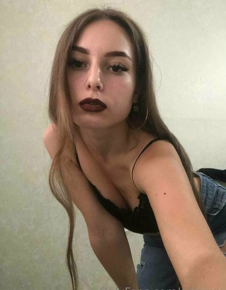 aliiaxxx étoile hd photos