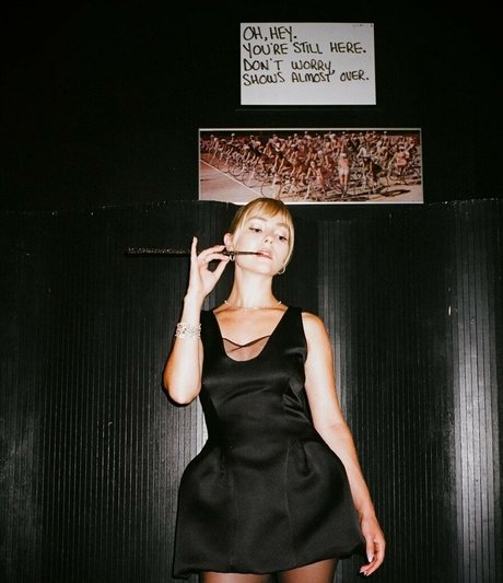 lunettes milf onlyfans belle nue images