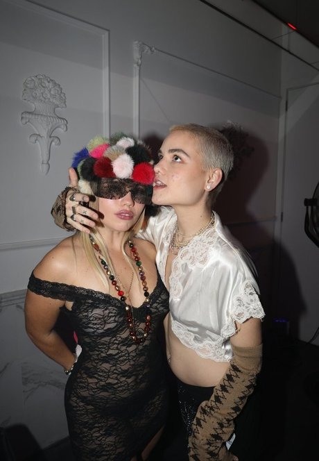 Lexee Smith star du porno de haute qualité images