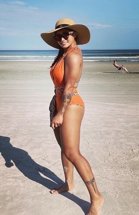 WWE Xia Li modèle magnifique galeries