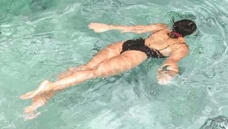 Megan Batoon star du porno gratuite collection