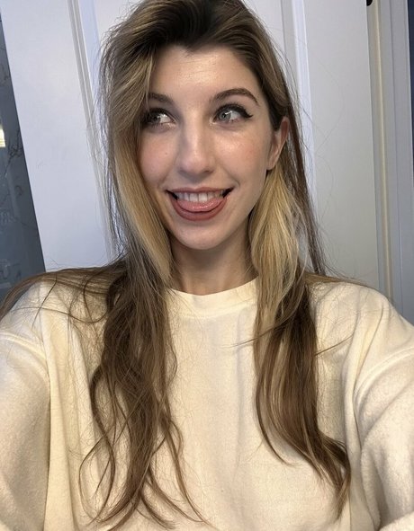 FrivolousFox ASMR mannequin images