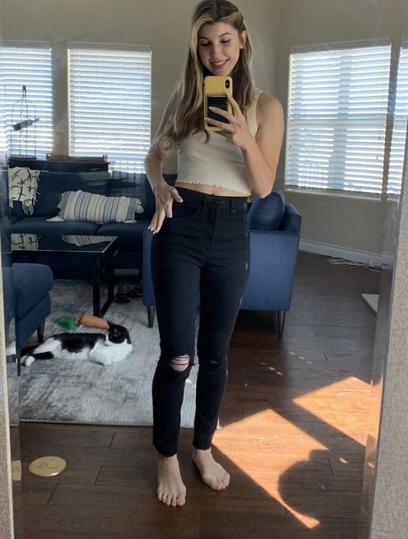 FrivolousFox ASMR actrice libre archive