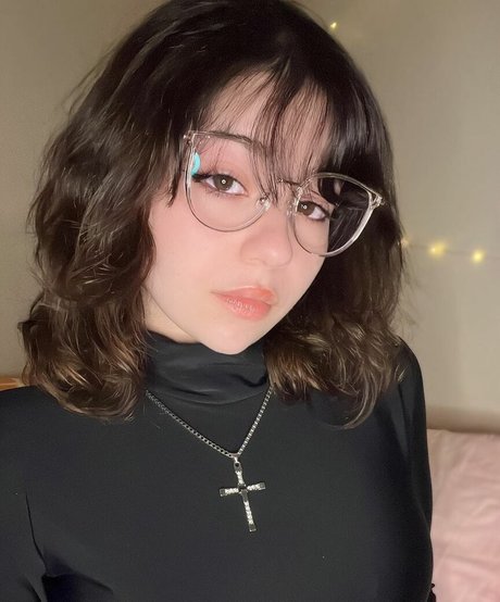 milf aux cheveux noirs onlyfans beau meilleur collection