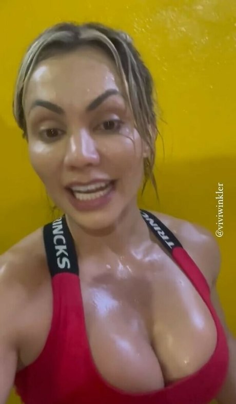 Vivi Winkler jolie star du porno collection