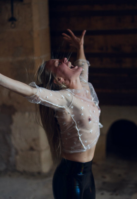 Alexandra Wennmacher art modèle photos